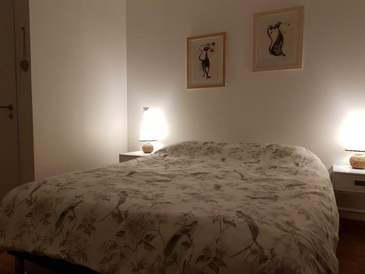 Le Domaine Des Pres Hotel Lachambre ภายนอก รูปภาพ
